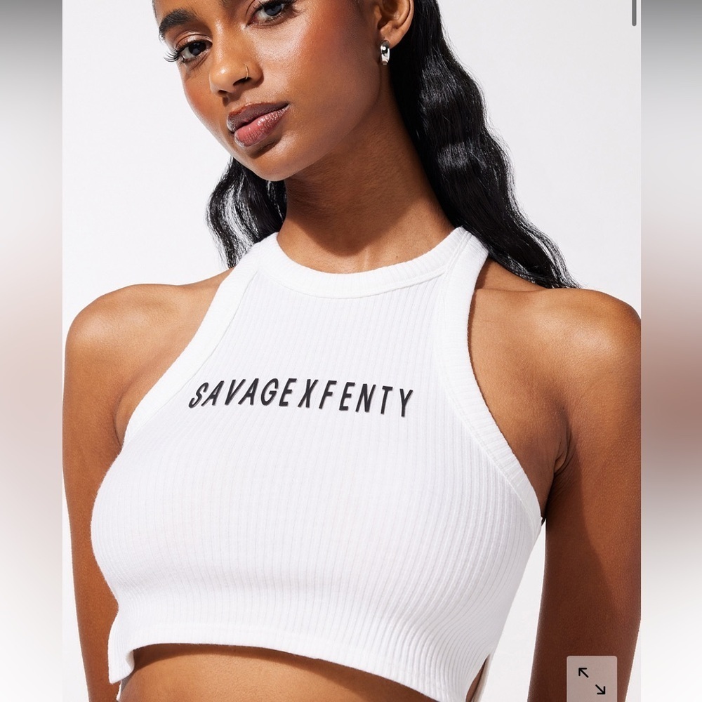 NWT Savage X Fenty ESSENTIAL HEAVY RIB CROPPED LOGO TANK. Size XS. Retail $45